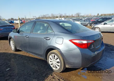 2015 Toyota Corolla Le z USA, uszkodzony, nr VIN 2T1BURHE6FC433046
